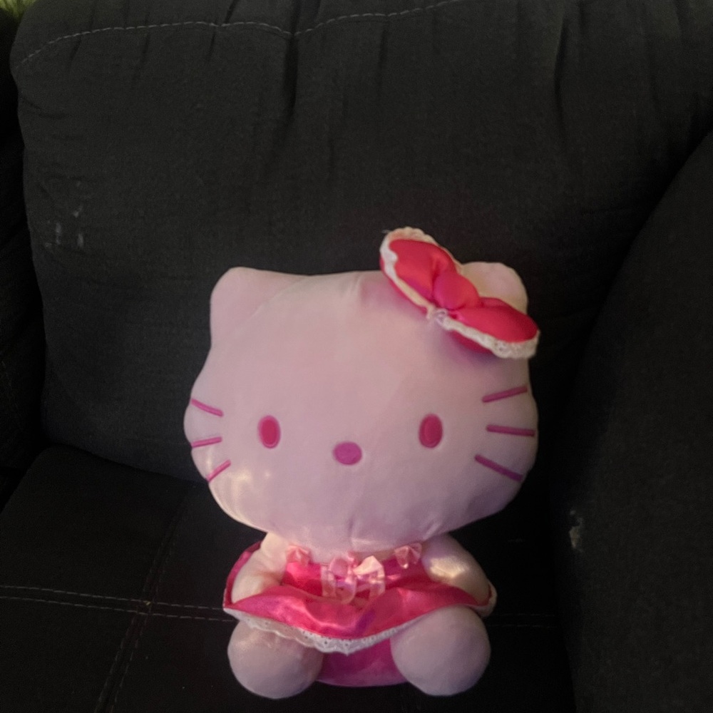 pink hello kitty